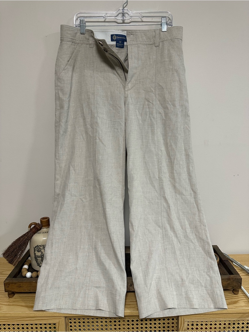 Democracy Men's Light Cream Wide-Leg Chinos